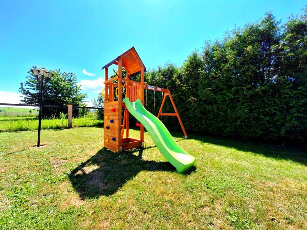 Vila Fenix B&B Ruzomberok Bagian luar foto